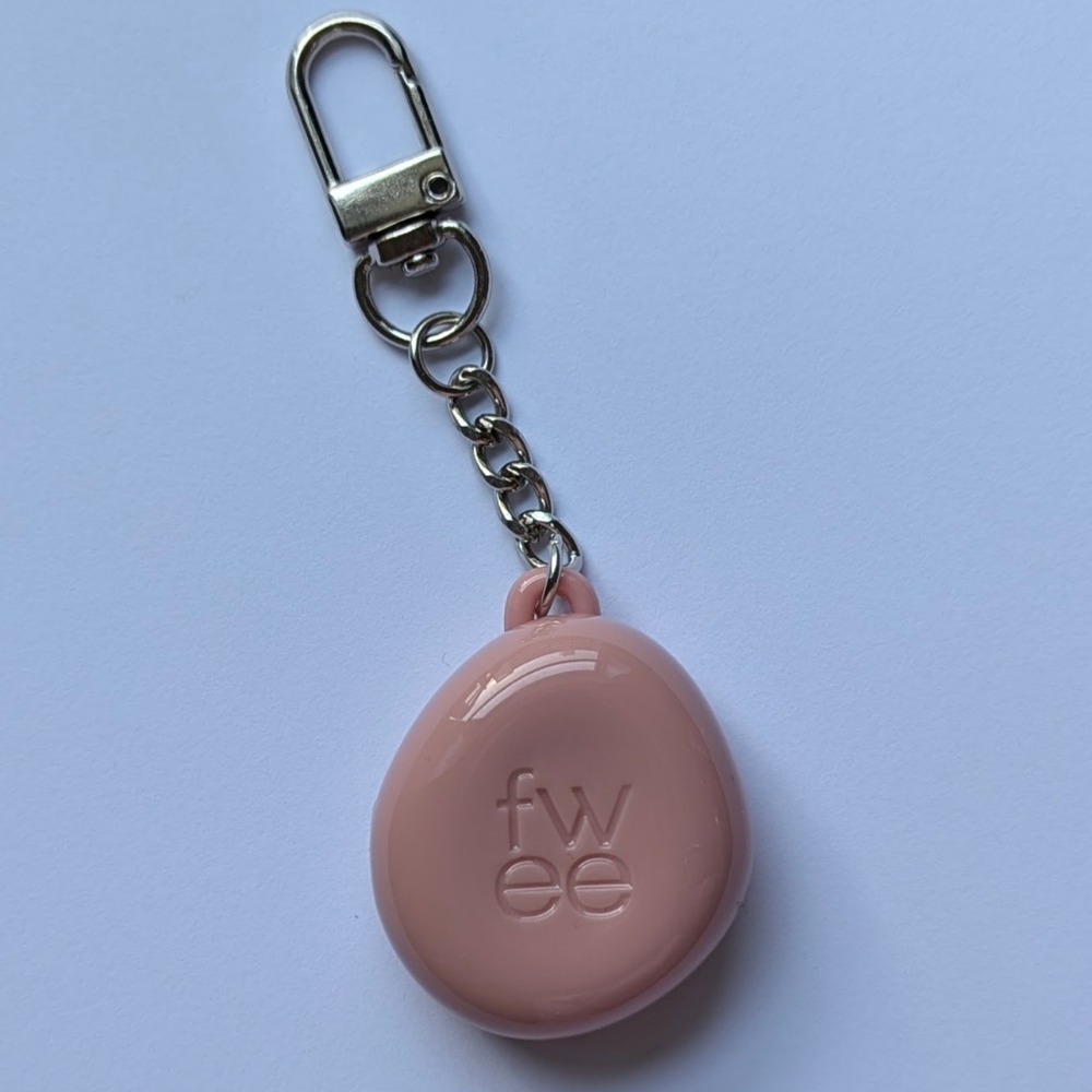 Fwee Pendant Key Ring Pudding Pot Keychain NYC Pop-up Kit K Beauty